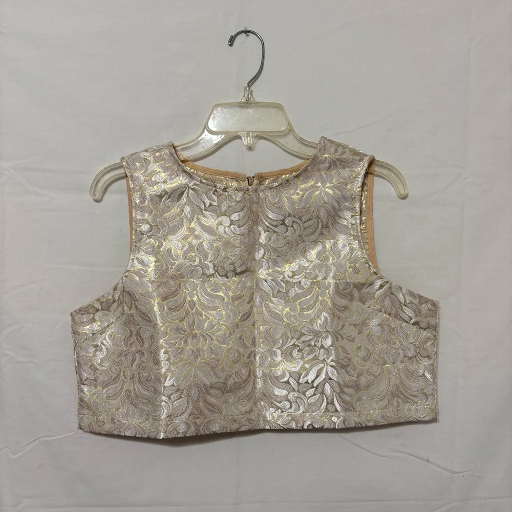 Beige and gold sleeveless brocade blouse, - Picture 3 of 8